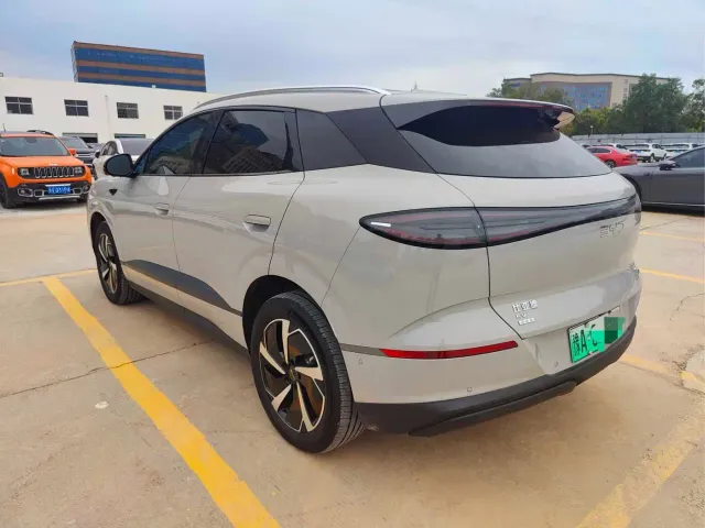BYD Sealion 06 — Фото автомобиля 18
