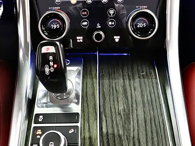 Land Rover Range Rover Sport — Фото автомобиля 21