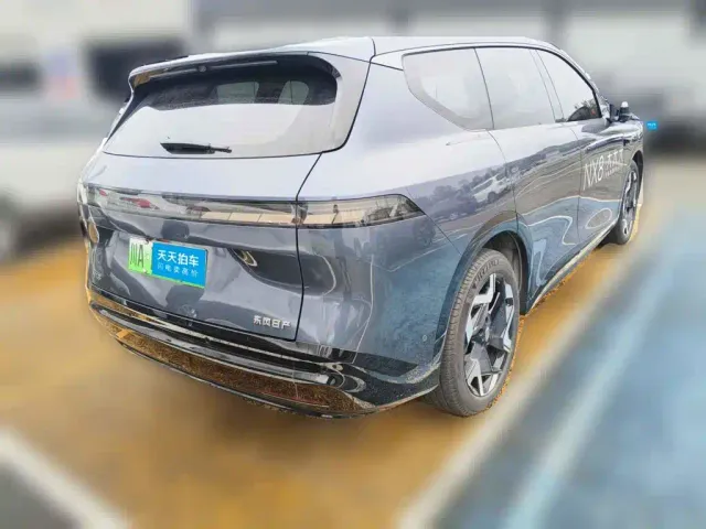 Nissan NX8 — Фото автомобиля 2