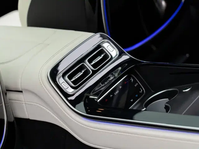 Mercedes-Benz Maybach S-Class — Фото автомобиля 16