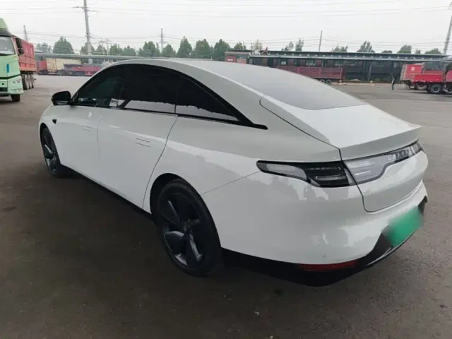 Leapmotor C01 — Фото автомобиля 4