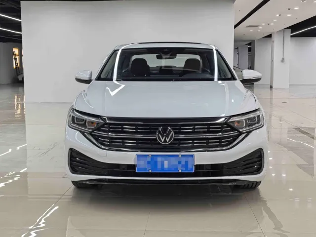 Фотография автомобиля — Volkswagen Sagitar