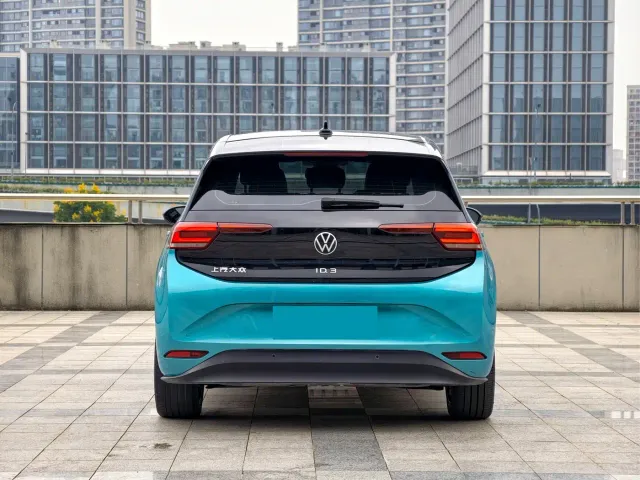 Volkswagen ID.3 — Фото автомобиля 6