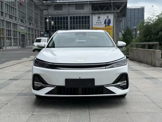 Geely Galaxy A7 — Фото автомобиля 2