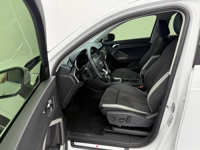 Audi Q3 — Фото автомобиля 19