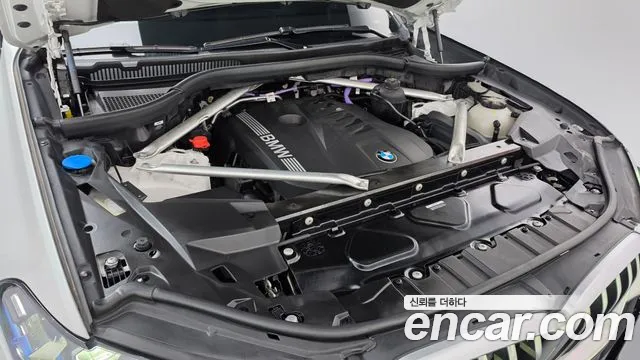 BMW X6 xDrive40i M Sport — Фото автомобиля 6