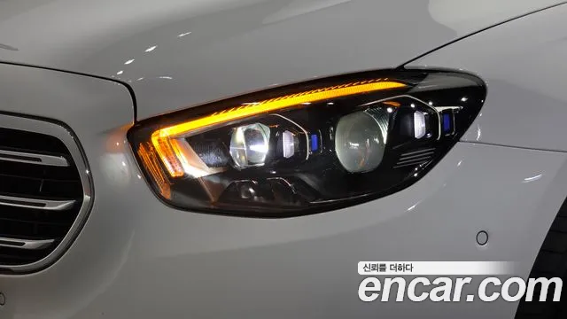 Mercedes-Benz E-Class E-класс W213 E350 4MATIC Exclusive — Фото автомобиля 21