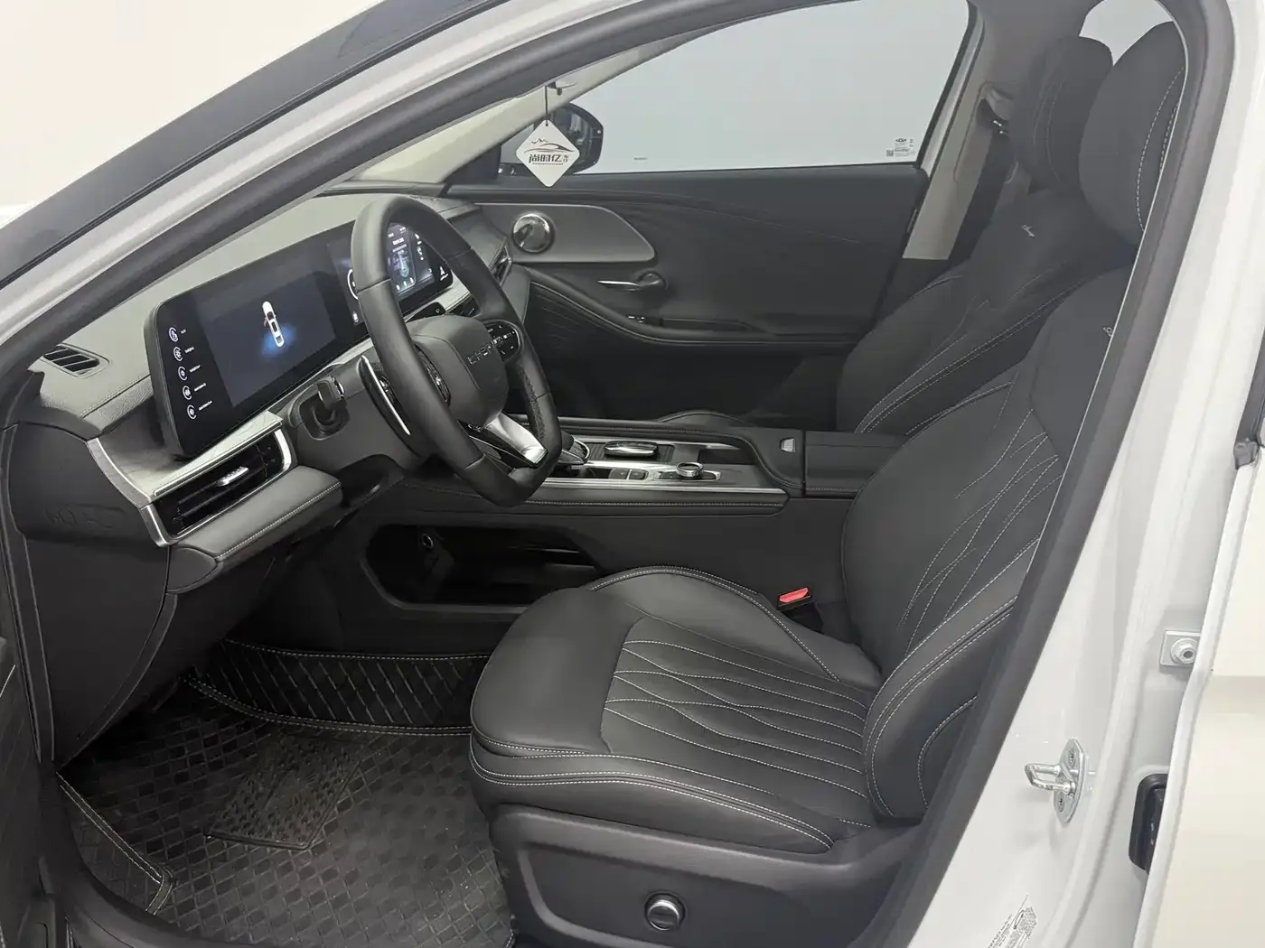 Chery Arrizo 8 2022 1.6T DCT Ya — Фото автомобиля 16