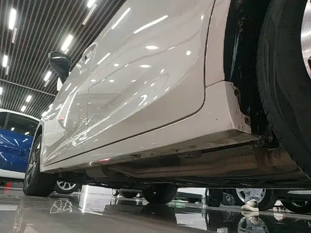GAC Trumpchi M6 — Фото автомобиля 21
