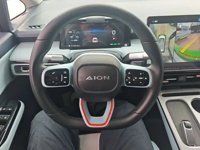GAC Aion Y — Фото автомобиля 10