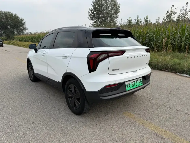 Geely Geometry E Firefly — Фото автомобиля 2