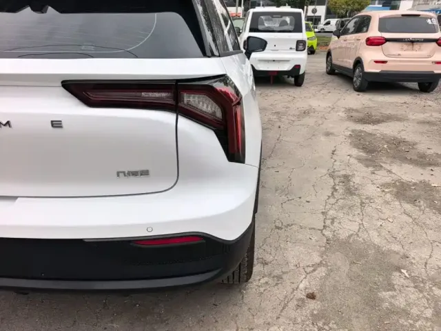Geely Geometry E Firefly — Фото автомобиля 7