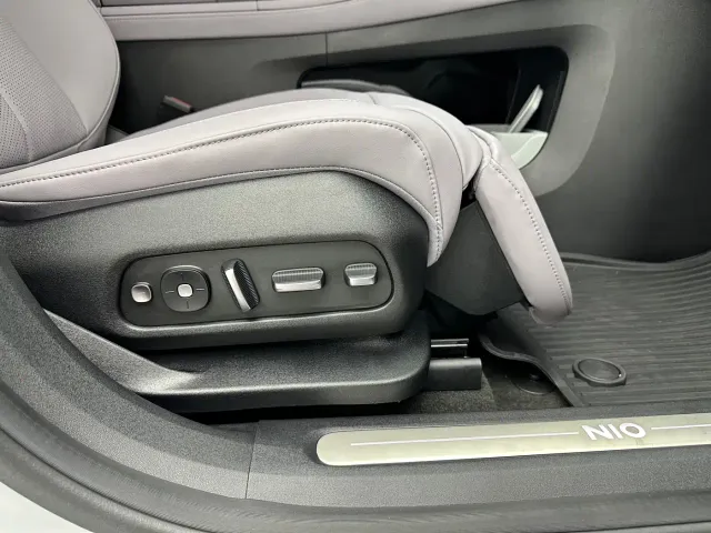 Nio EC6 — Фото автомобиля 15