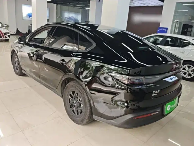 BYD Seal 05 DM-i — Фото автомобиля 4