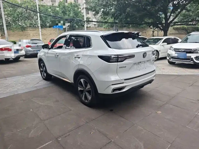 Changan CS55 Plus — Фото автомобиля 4