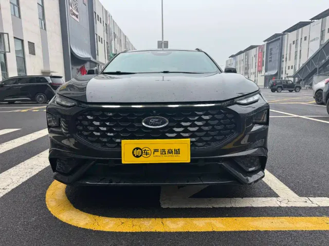 Фотография автомобиля — Ford EVOS
