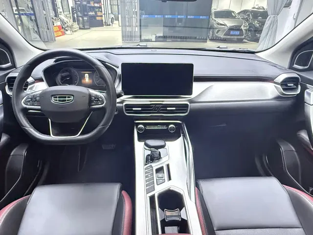 Geely Binyue — Фото автомобиля 20