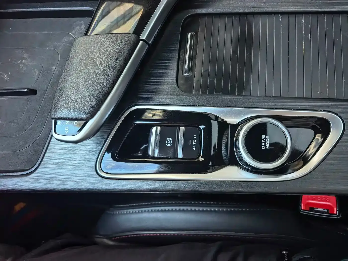 Changan Changan UNI-T 2022 1.5T Excellence — Фото автомобиля 14