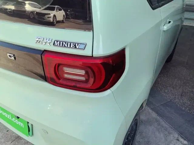 Wuling Hongguang Mini EV — Фото автомобиля 7