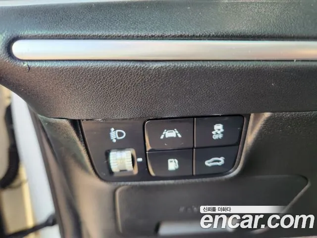 Hyundai Grandeur New — Фото автомобиля 11