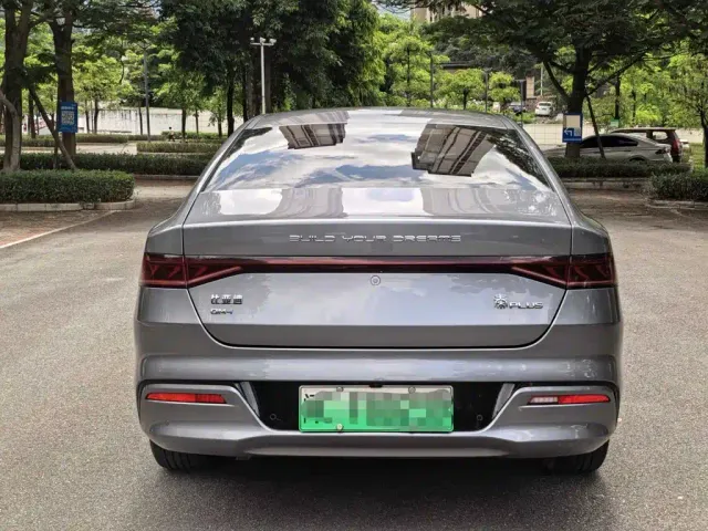BYD Qin PLUS — Фото автомобиля 4
