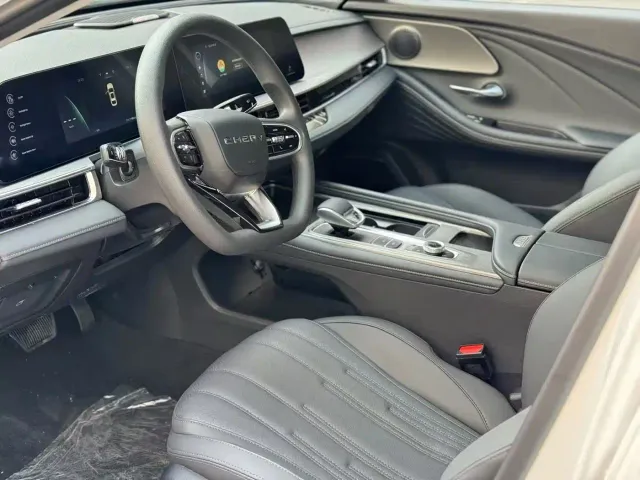 Chery Fulwin A8 — Фото автомобиля 4