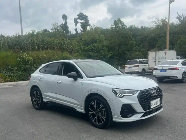Audi Q3 Sportback — Фото автомобиля 3