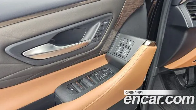 Toyota Alphard — Фото автомобиля 29