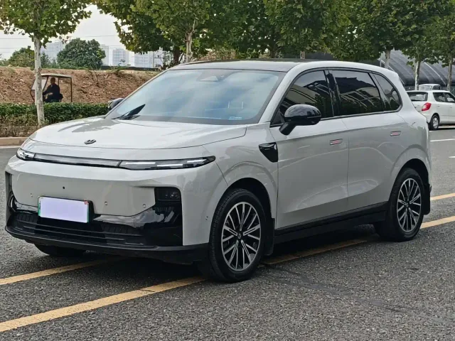 Фотография автомобиля — Leapmotor B10