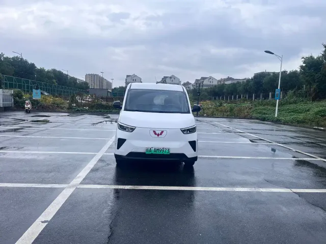 Wuling Yangguang — Фото автомобиля 2