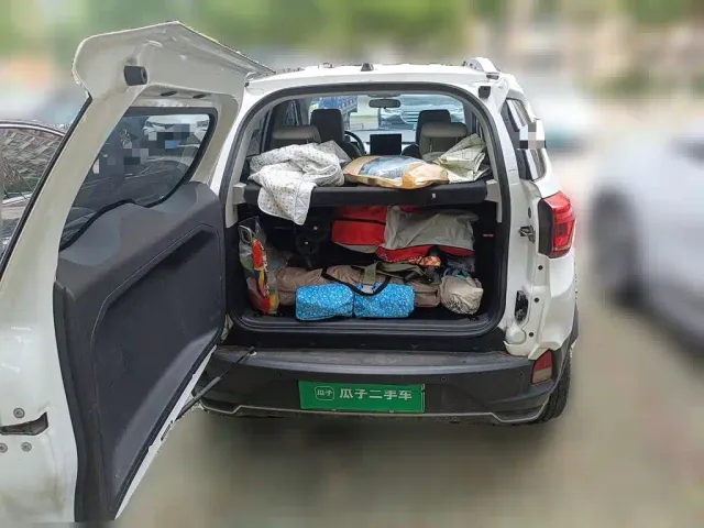 BYD Yuan Pro — Фото автомобиля 9