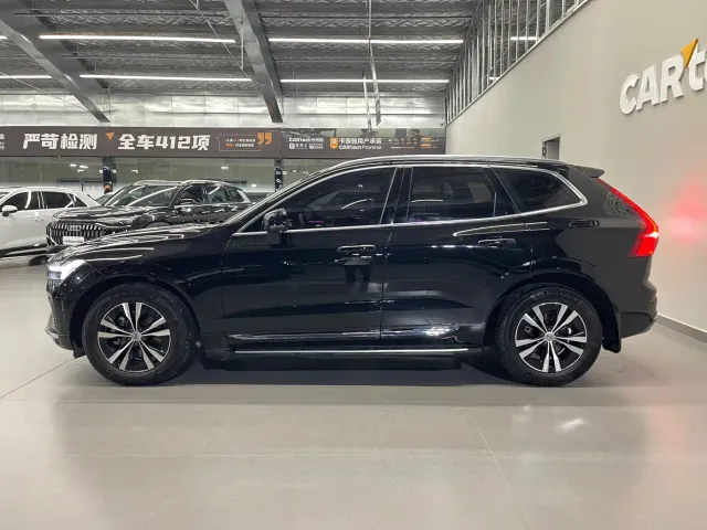 Volvo XC60 — Фото автомобиля 8