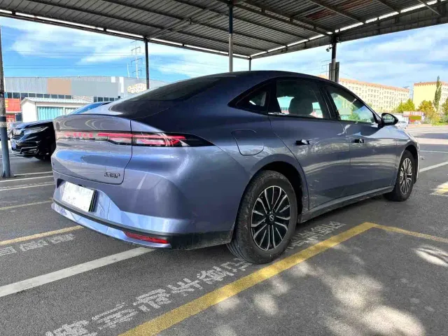 Nissan N6 — Фото автомобиля 4