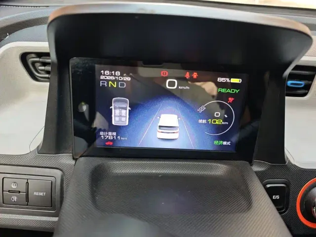 Wuling Hongguang Mini EV — Фото автомобиля 7