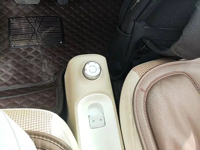 Wuling Hongguang Mini EV — Фото автомобиля 13