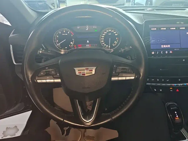 Cadillac CT5 — Фото автомобиля 10