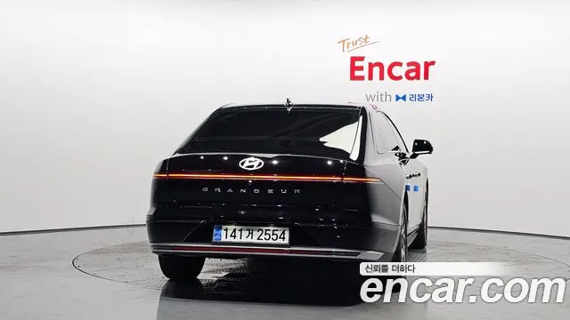 Hyundai Grandeur Grandeur (GN7) 3.5 Бензин 2WD — Фото автомобиля 4