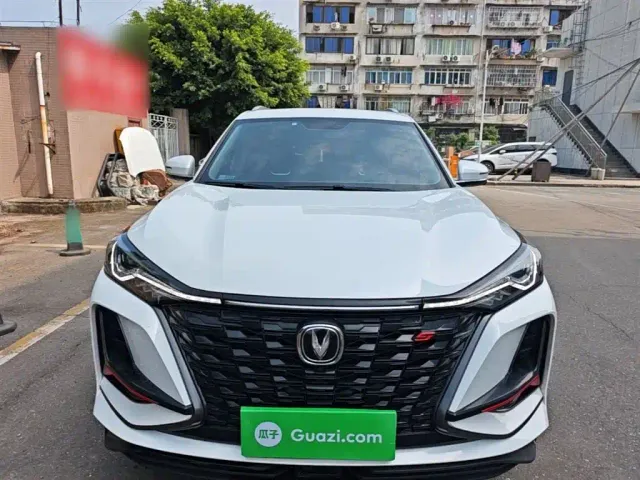 Changan CS75 Plus — Фото автомобиля 2