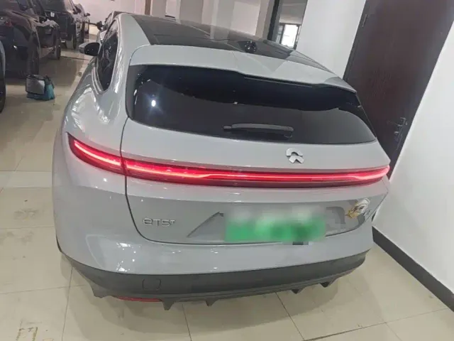 Nio ET5 Touring — Фото автомобиля 5