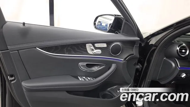 Mercedes-Benz E-Class W213 — Фото автомобиля 13