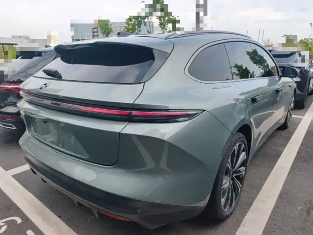 Nio ET5 Touring — Фото автомобиля 6