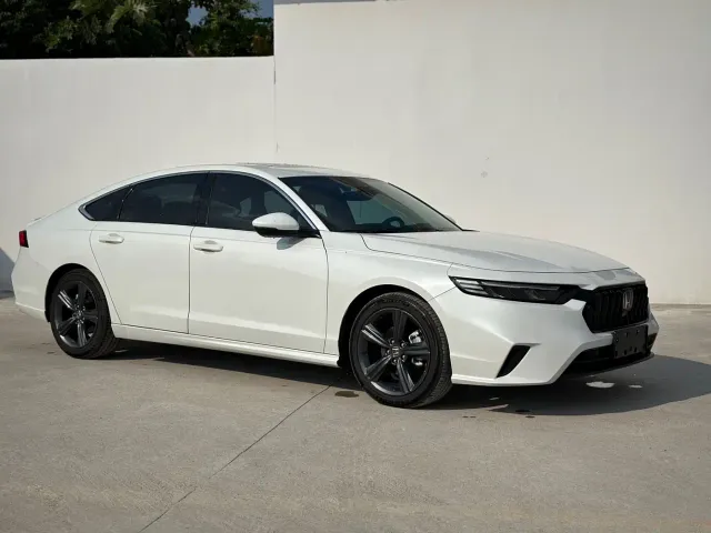 Honda Inspire — Фото автомобиля 3