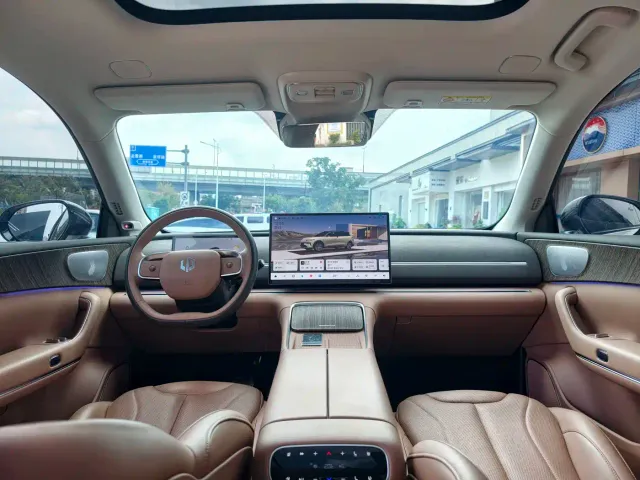 Leapmotor C11 — Фото автомобиля 13