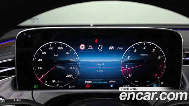 Mercedes-Benz E-Class — Фото автомобиля 6