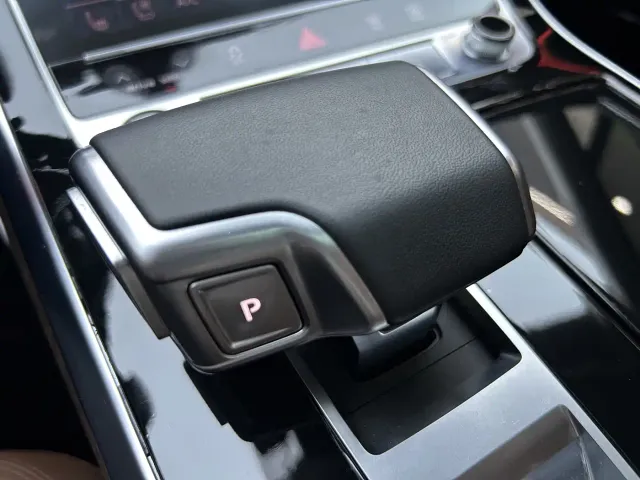 Audi Q7 — Фото автомобиля 29