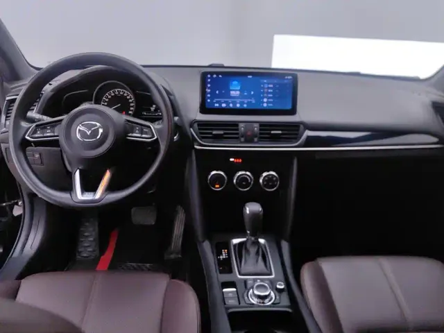 Mazda CX-4 — Фото автомобиля 12