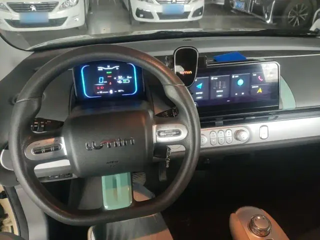 Changan Lumin — Фото автомобиля 9