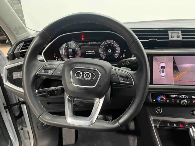 Audi Q3 — Фото автомобиля 8