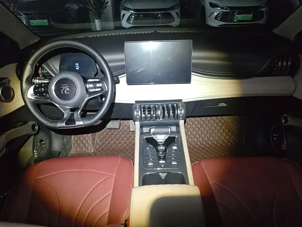 BYD Yuan PLUS 2024 Glory Edition 510KM Advanced — Фото автомобиля 9