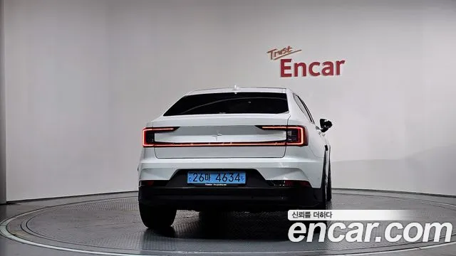 Polestar Polestar 2 — Фото автомобиля 4